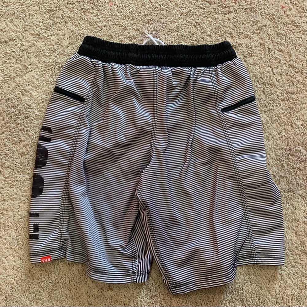 2Pood shorts